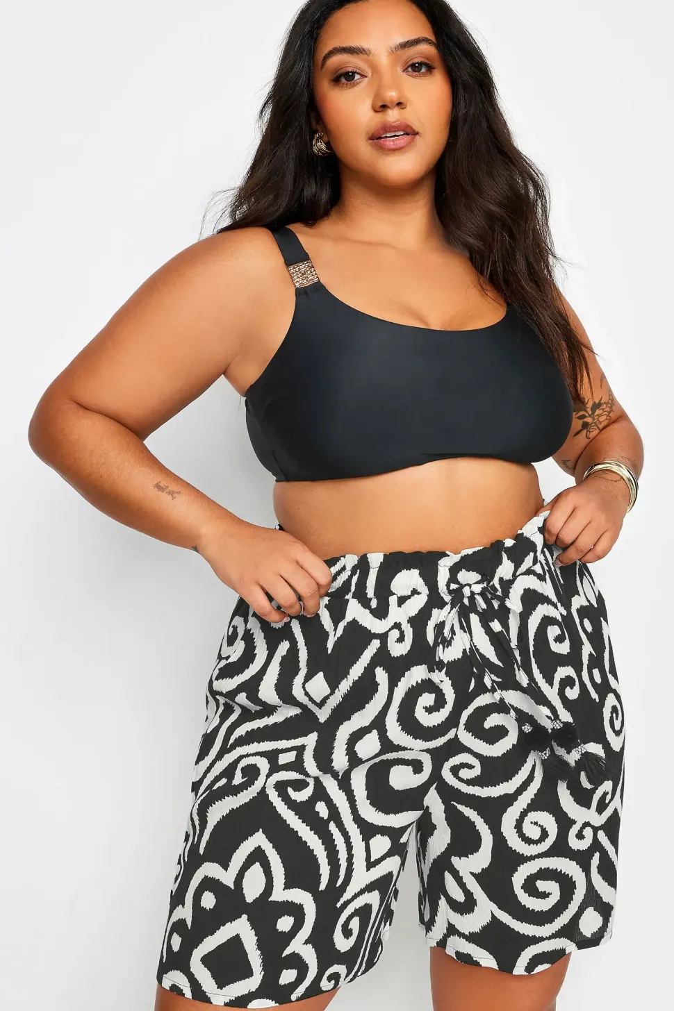 Abstract Print Crinkle Shorts
