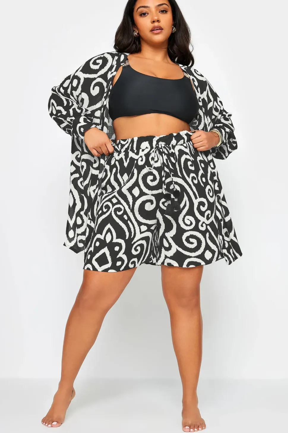 Abstract Print Crinkle Shorts