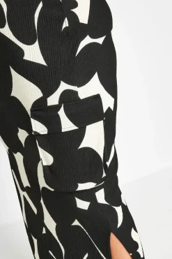Abstract Print Textured Utility Maxi Skirt