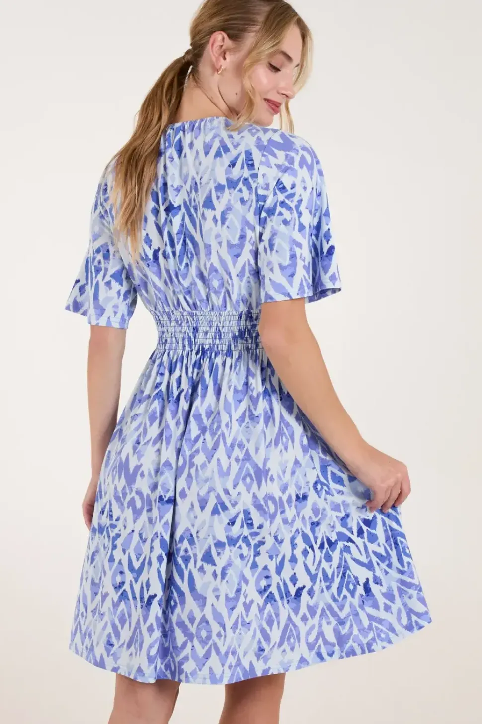 Abstract Shirred Waist V Neck Dress