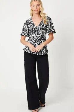 Angel Sleeve Knot Detail Top