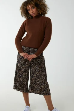 Animal Print Cropped Trousers