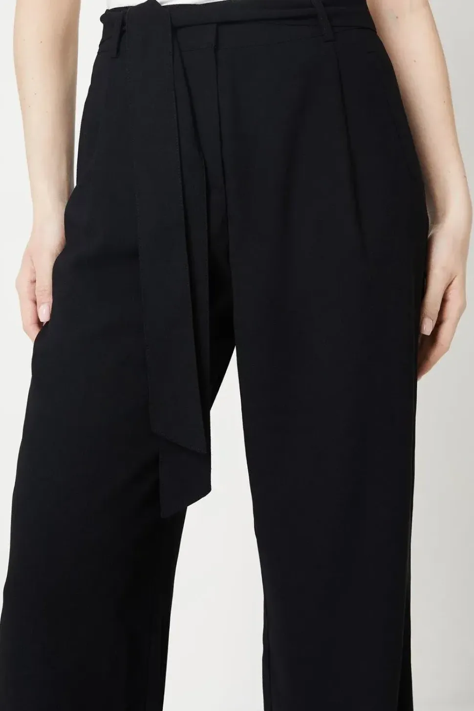 Belted Wide Leg Trouser