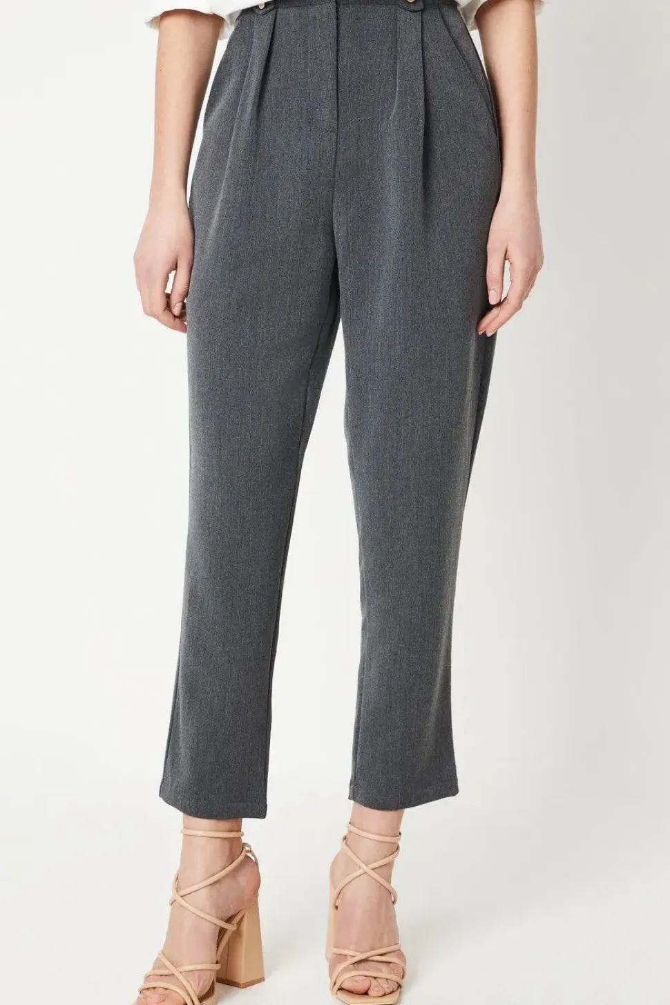 Belt Loop Tapered Trousers