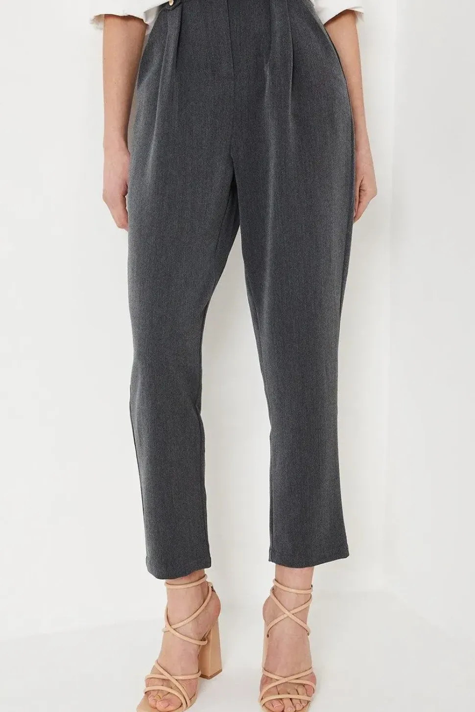 Belt Loop Tapered Trousers
