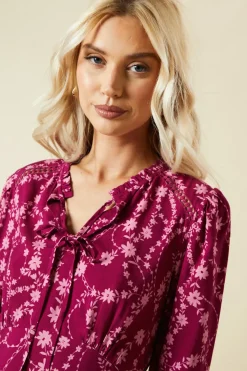 Berry Floral Lace Trim Overhead Blouse