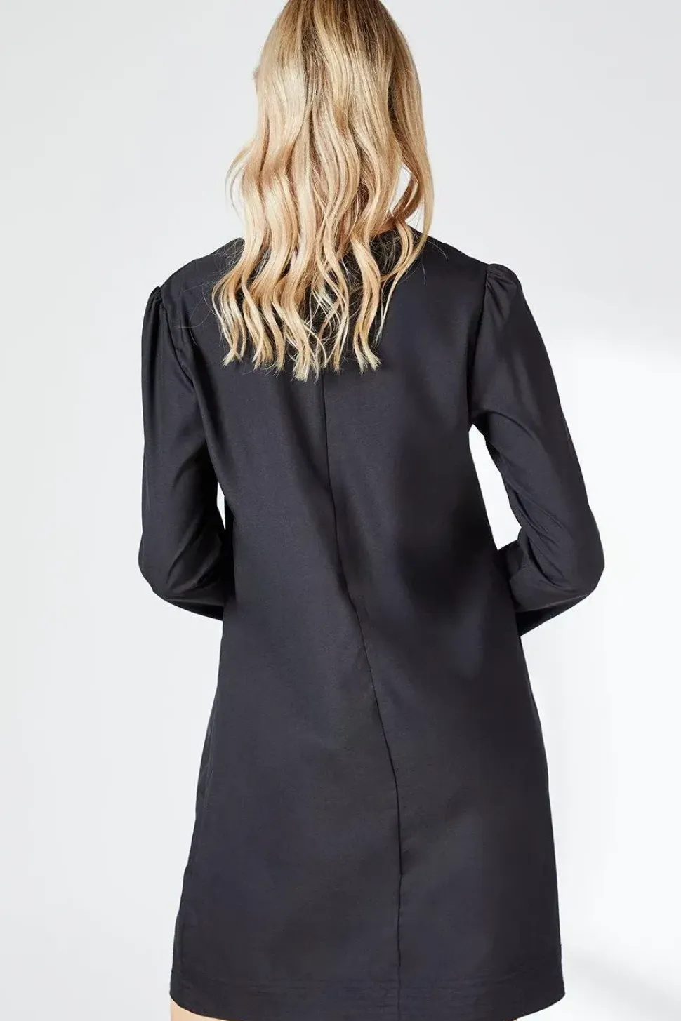 Black Crepe Stitch Detail Shift Dress