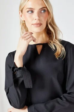 Black Crepe Stitch Detail Shift Dress