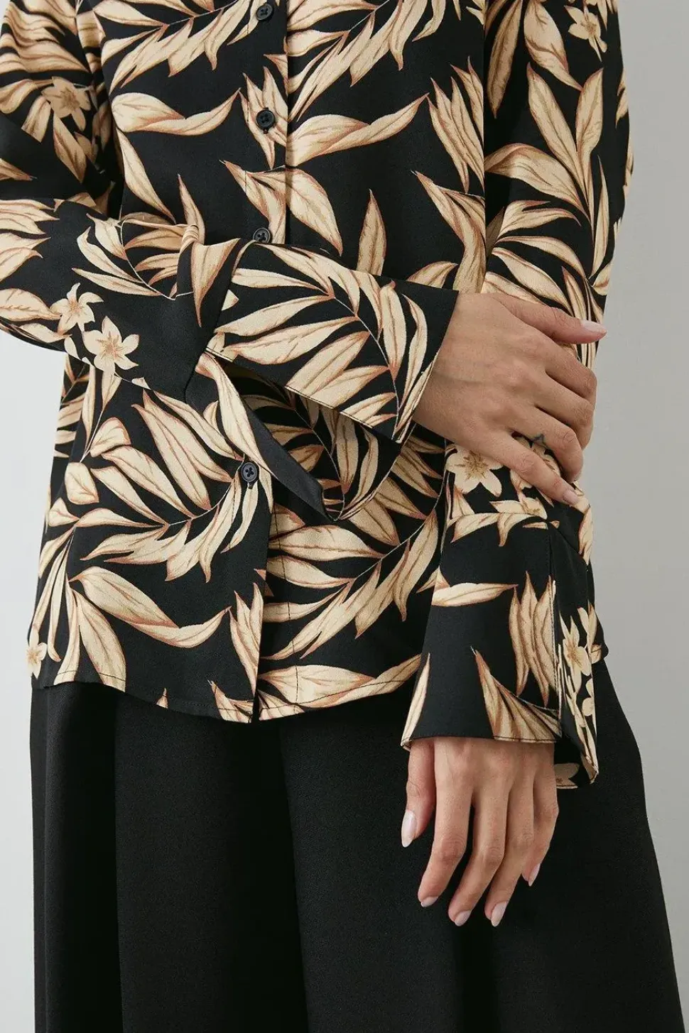 Black Leaf Wide Cuff Collared Shirt