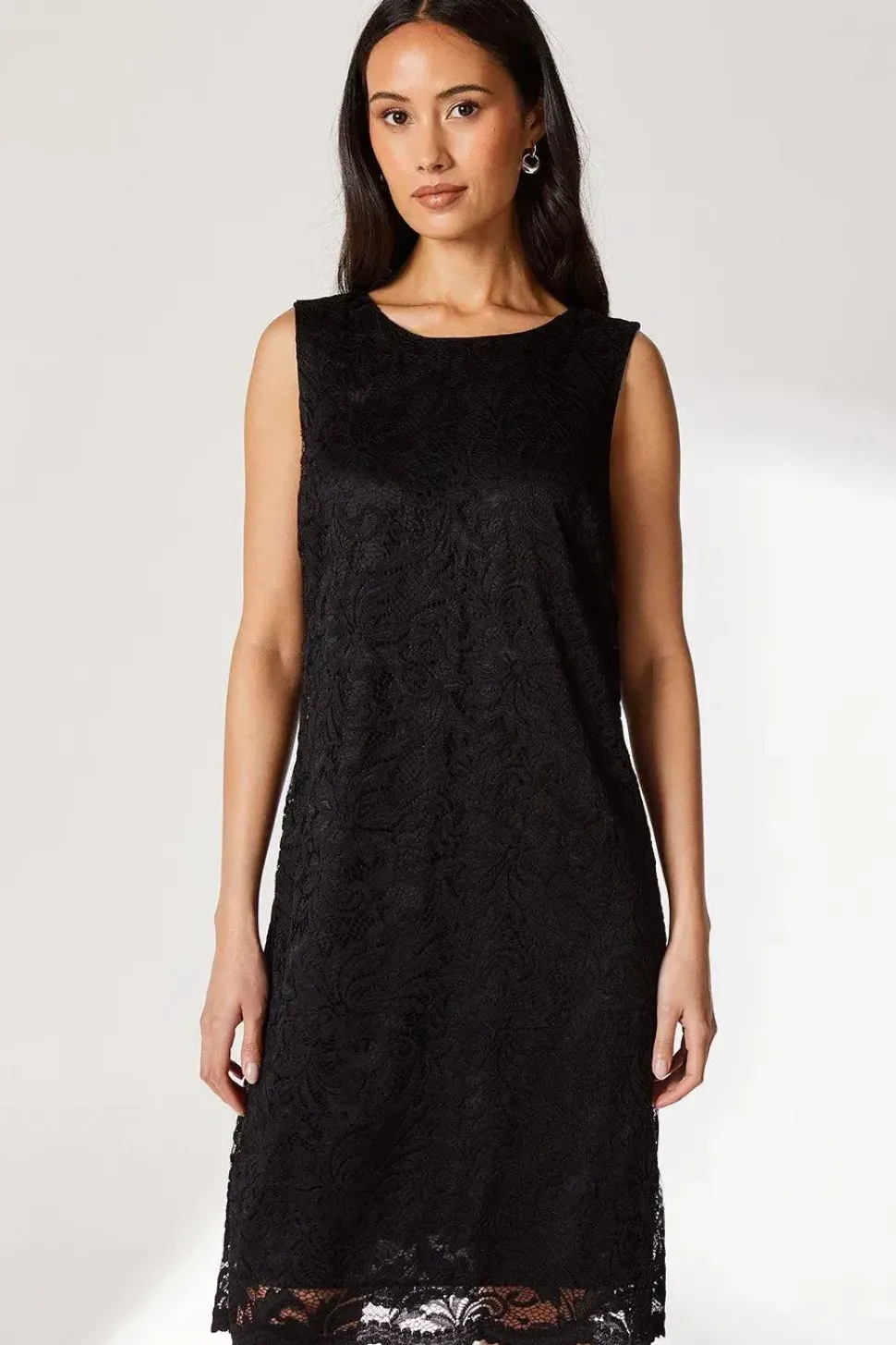 Black Sleeveless Lace Dress