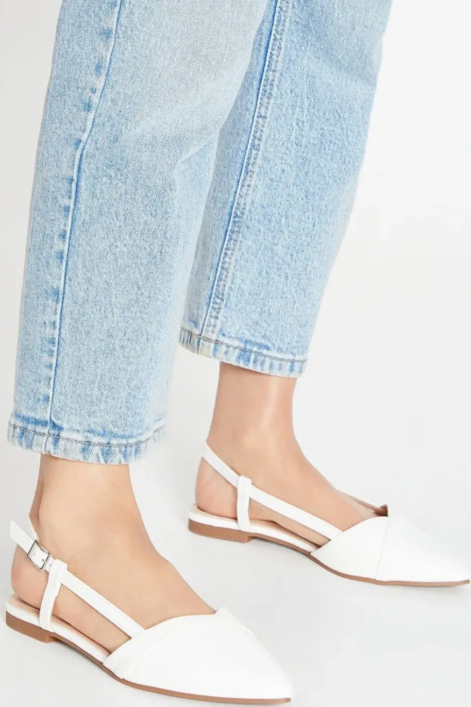 Bonita Slingback Mix Material Flat Point Shoes