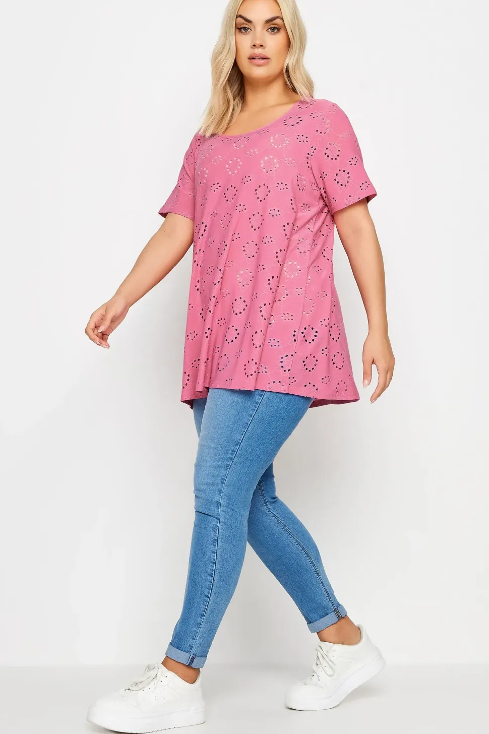 Broderie Anglaise T-Shirt