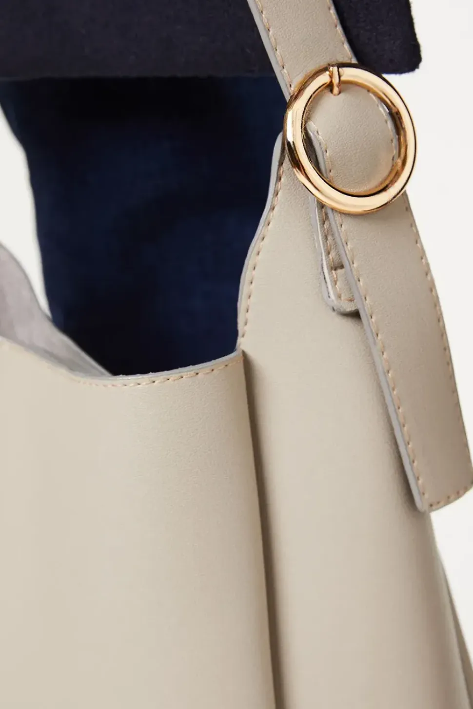 Buckle Detail Shoulder Bag