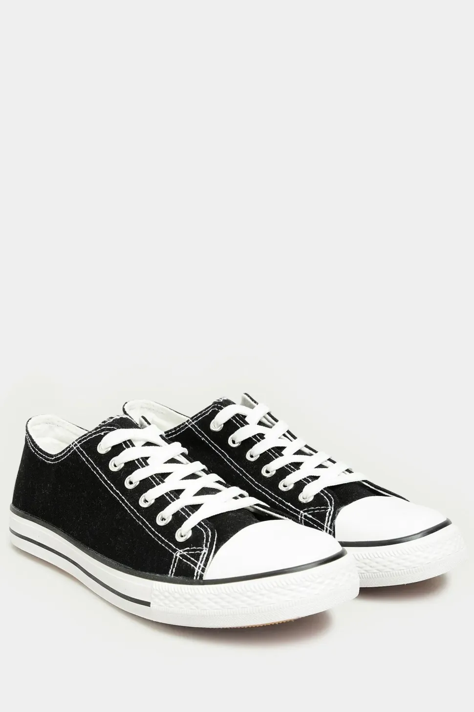 Canvas Low Trainers