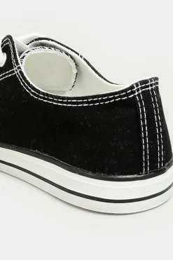 Canvas Low Trainers