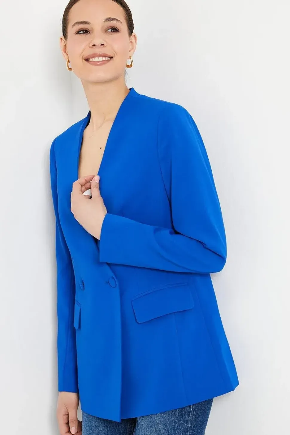 Clean Collarless Blazer