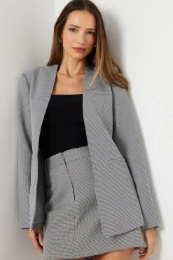 Collarless Gingham Blazer
