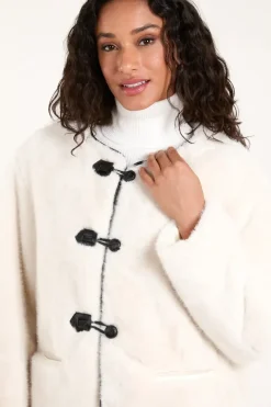 Collarless Toggle Detail Fur Jacket