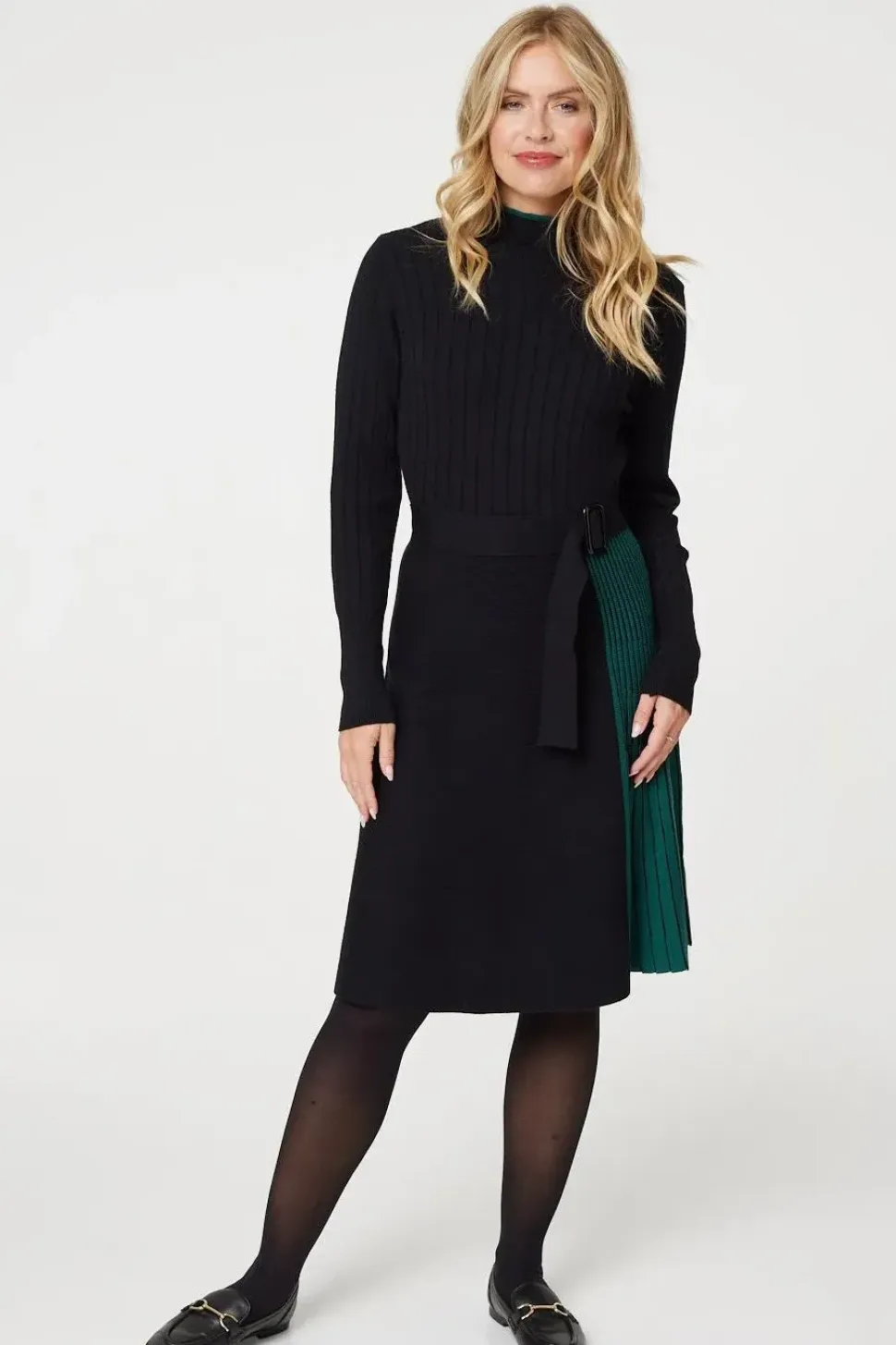Colour Block High Neck Pleated Knit Dress
