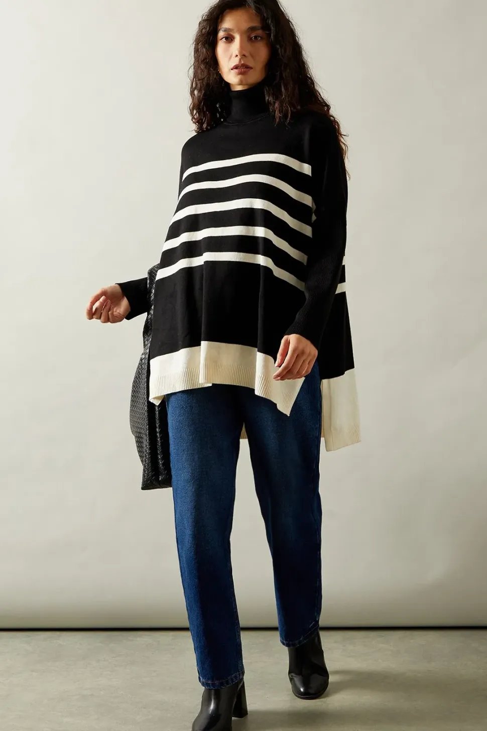 Colour Block Striped Poncho
