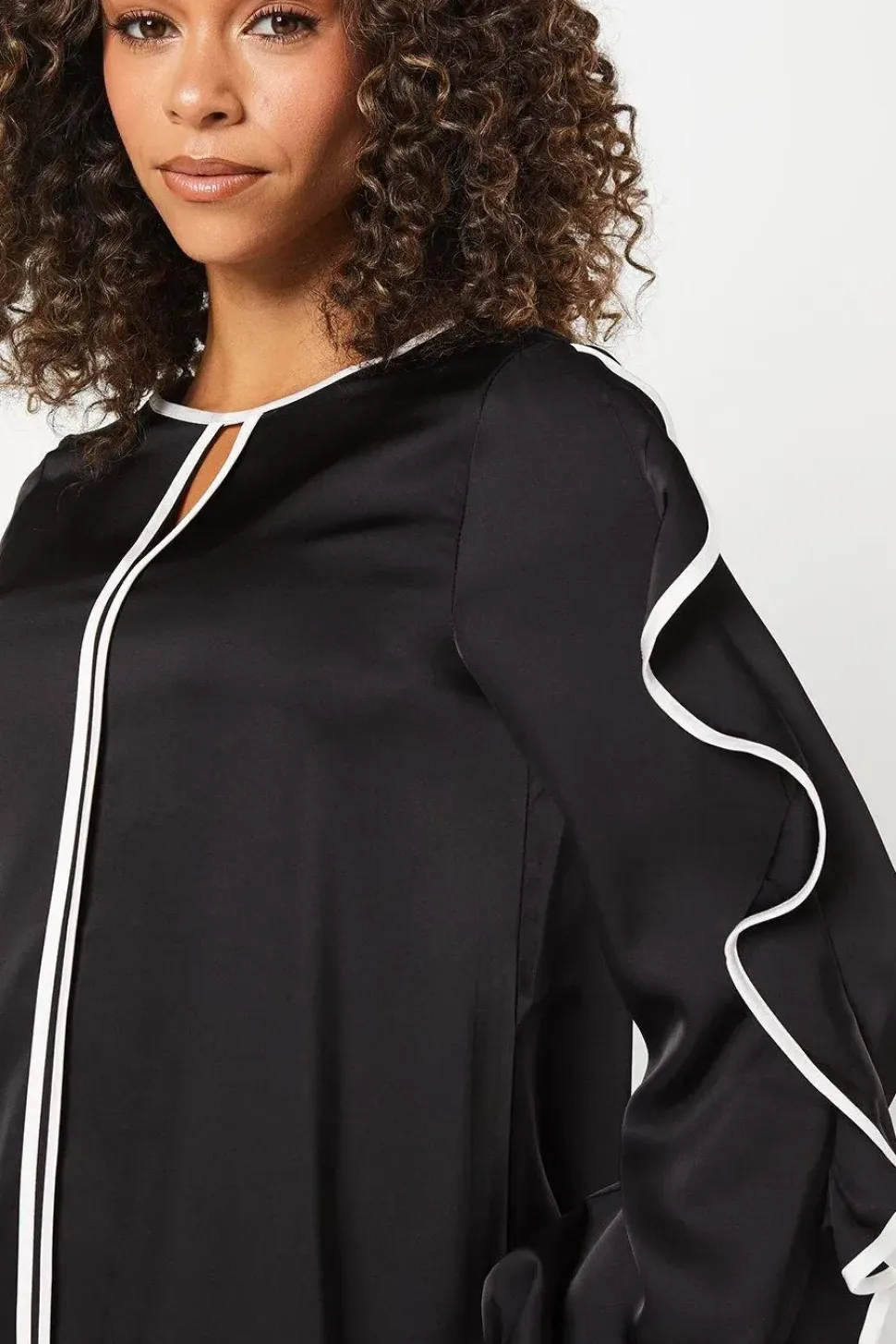 Contrast Cold Shoulder Blouse