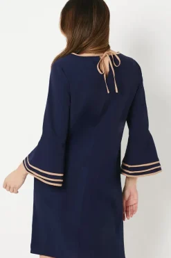 Contrast Detail Keyhole Shift Dress