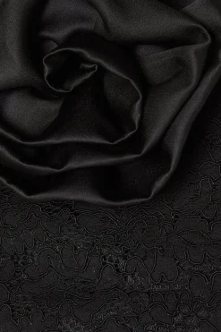Corsage Neckline Lace Pencil Dress