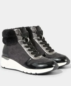 Cosy Faux Fur Trim Trainer Boots