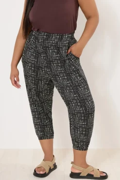 Cropped Stripe Print Harem Joggers