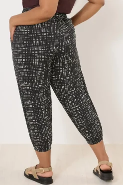Cropped Stripe Print Harem Joggers