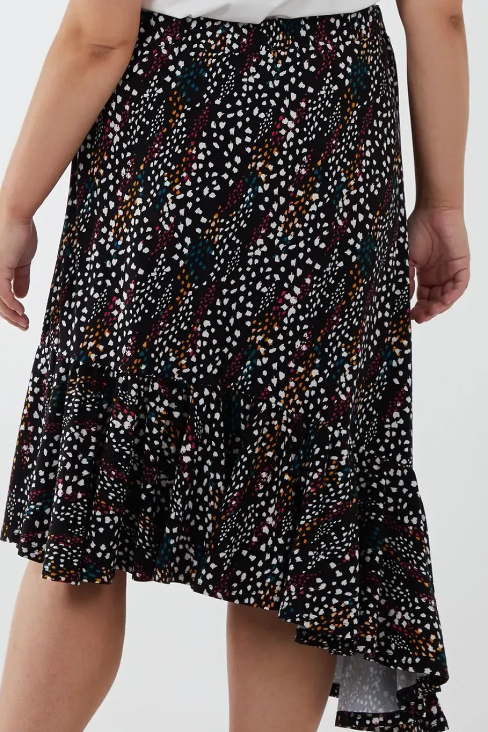 Curve Asymmetric Hem Midi Skirt