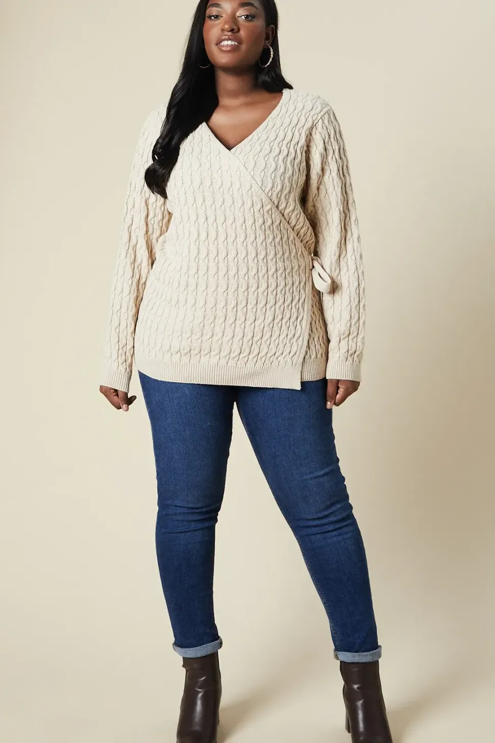 Curve Cable Wrap Jumper