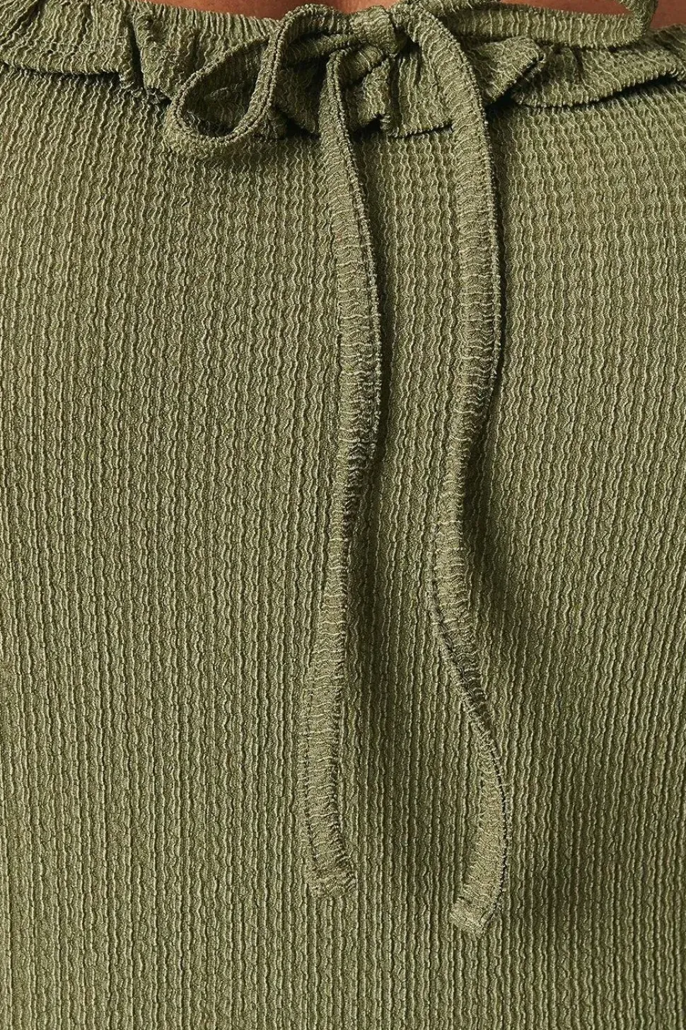 Curve Ruffle Neck Jumpsuit