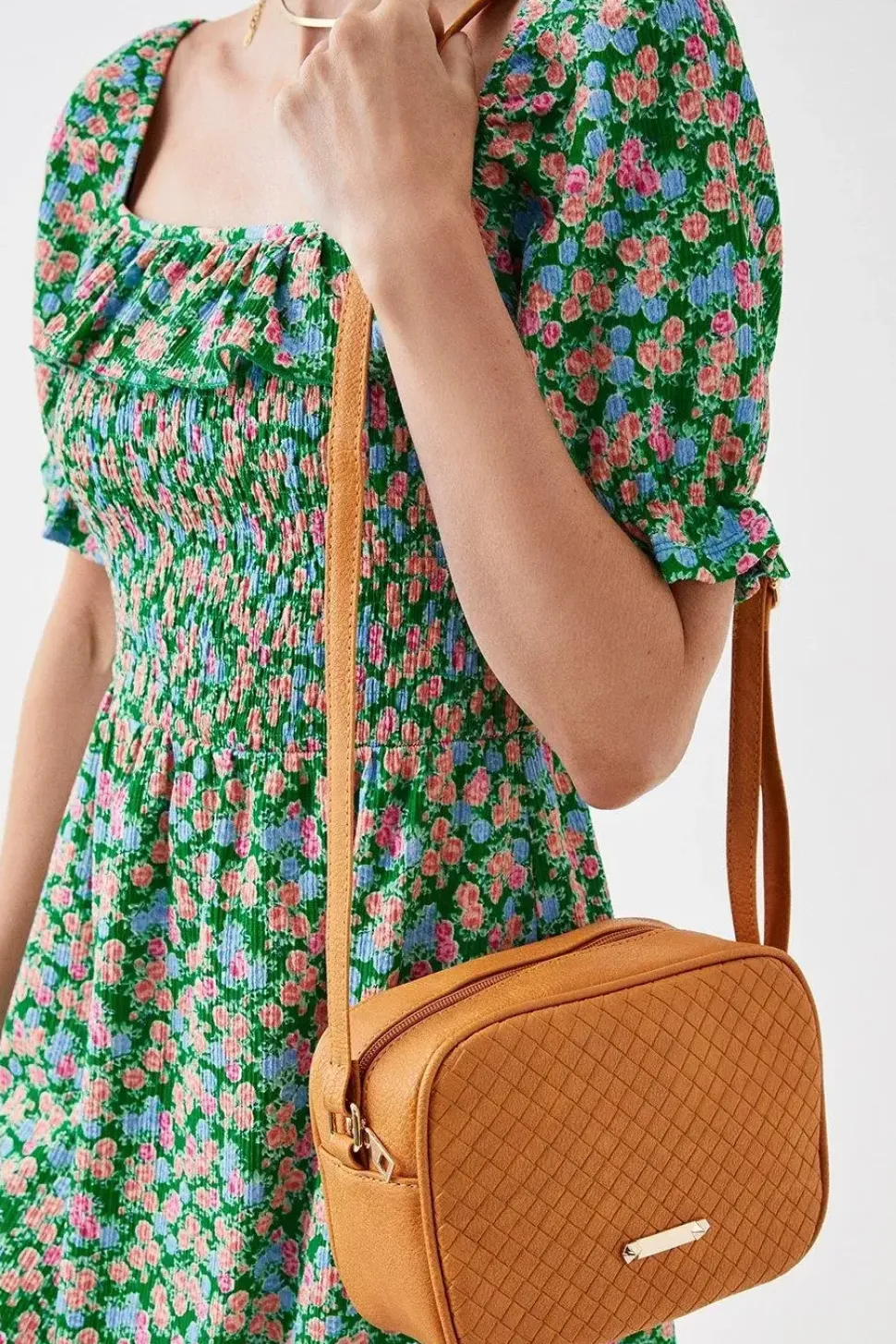 Daisy Woven Crossbody Bag