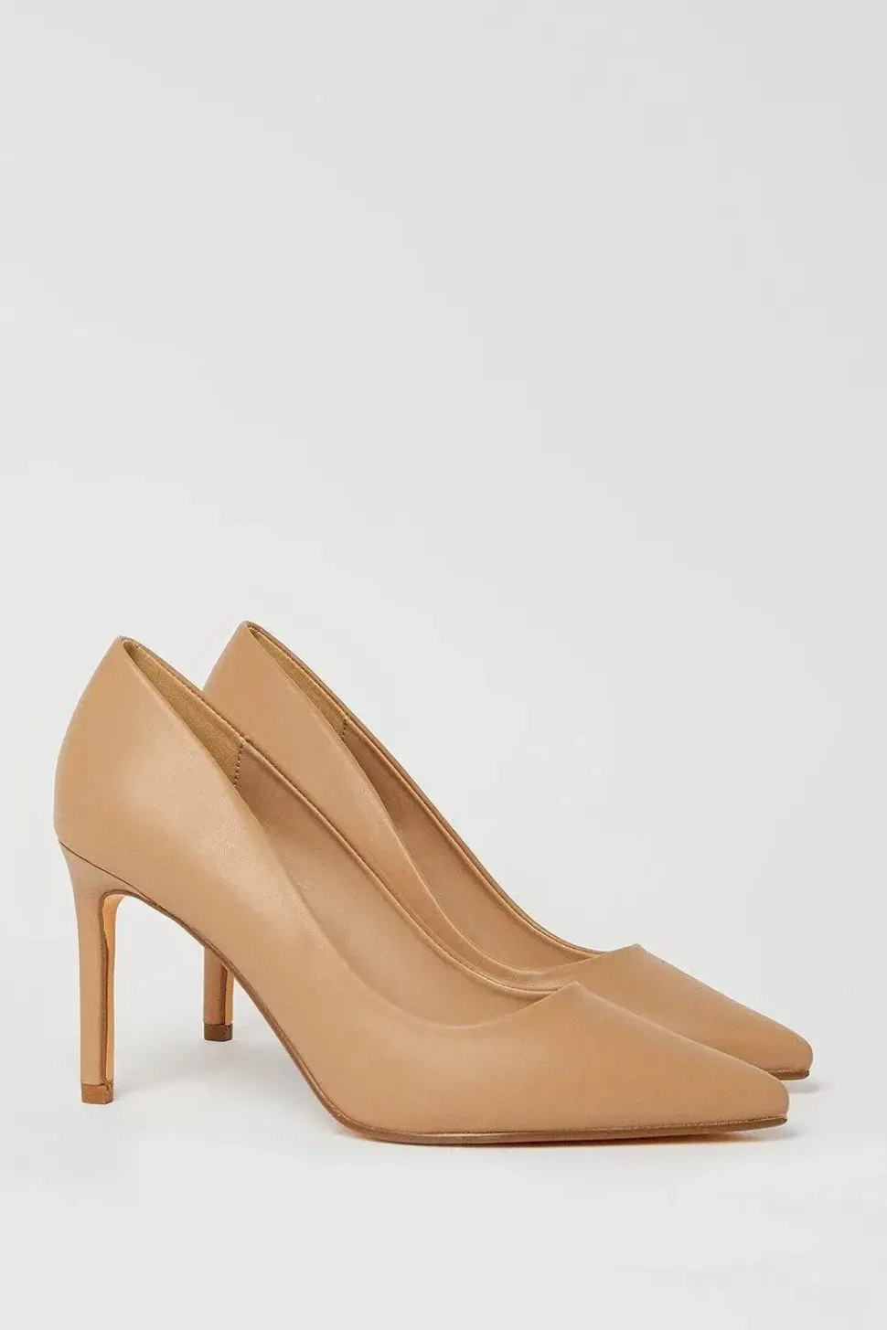 Dash Pointed Toe Court Shoes