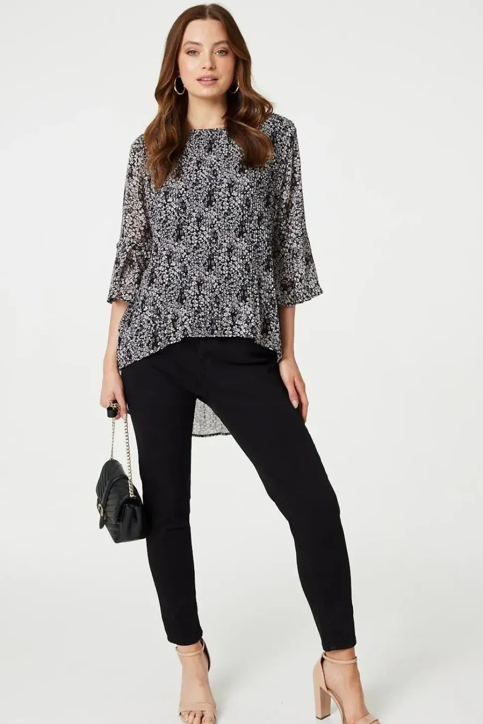 Ditsy Floral Flare Sleeve Curve Hem Blouse
