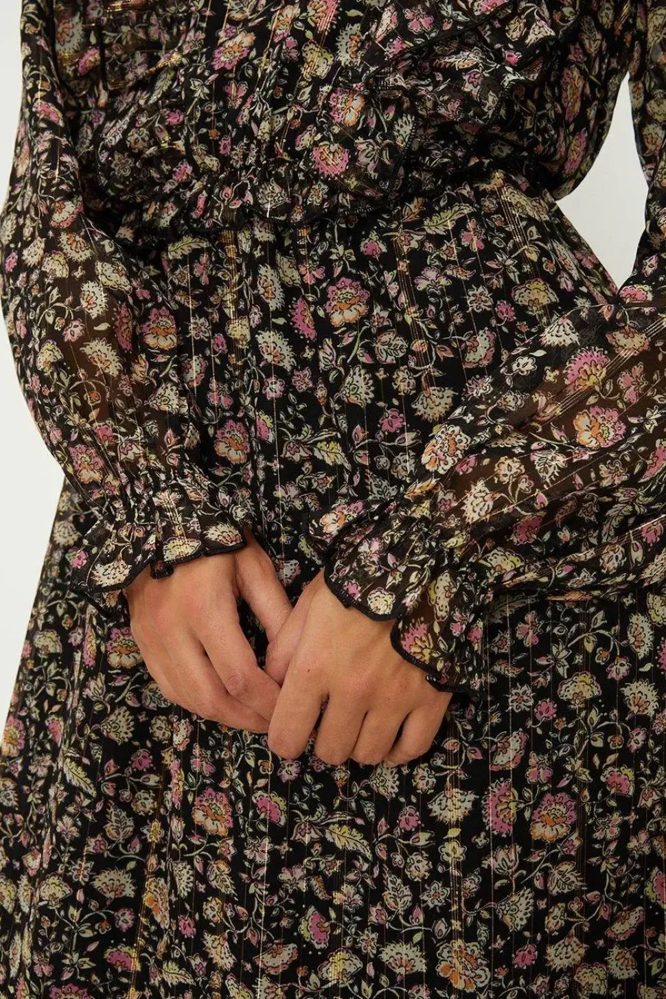 Ditsy Floral Ruffle Tiered Hem Midi Dress