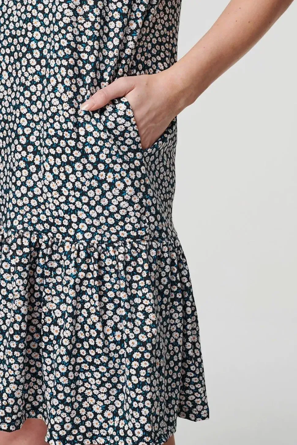 Ditsy Floral Short Tiered Dress