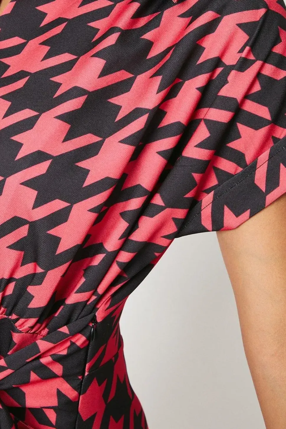 Dogtooth Print Front Tie Shirt Midi Dress