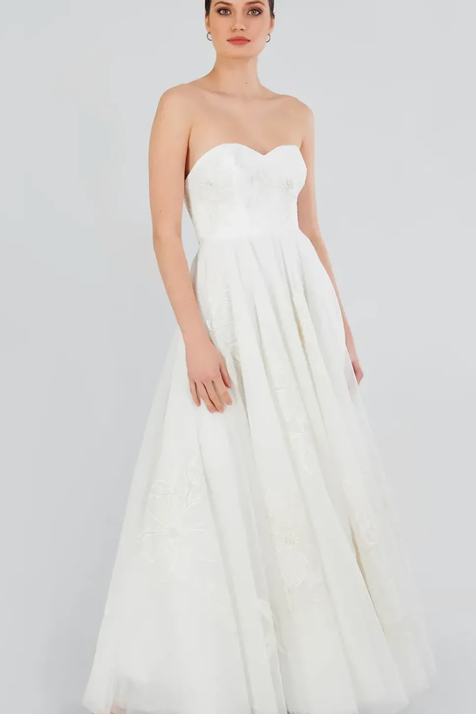 Donna Embroidered Bandeau Bridal Maxi Dress