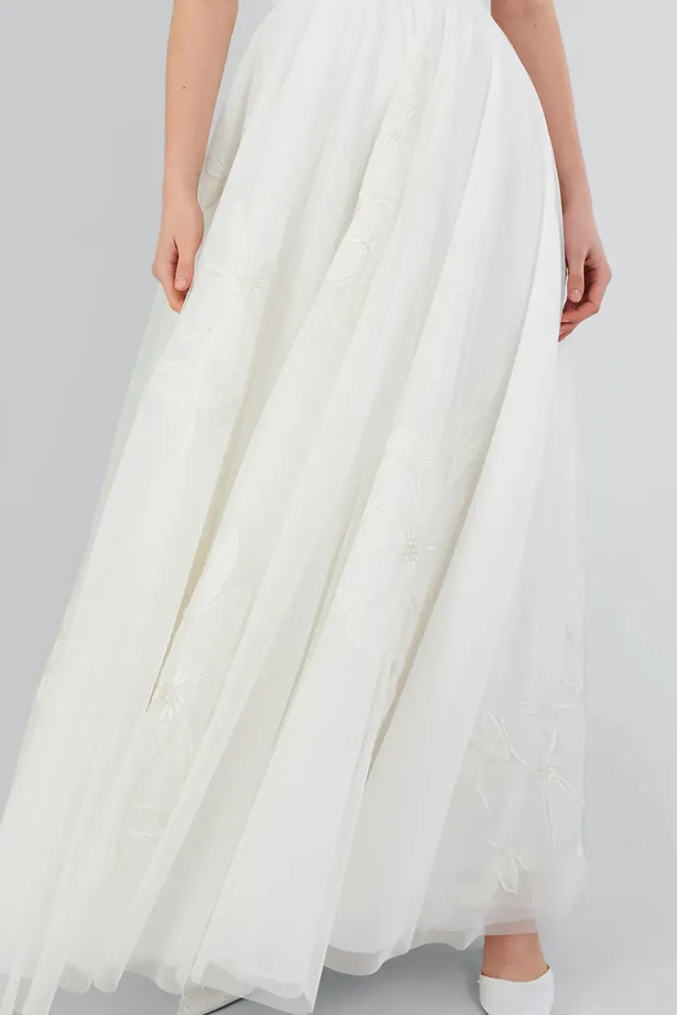Donna Embroidered Bandeau Bridal Maxi Dress