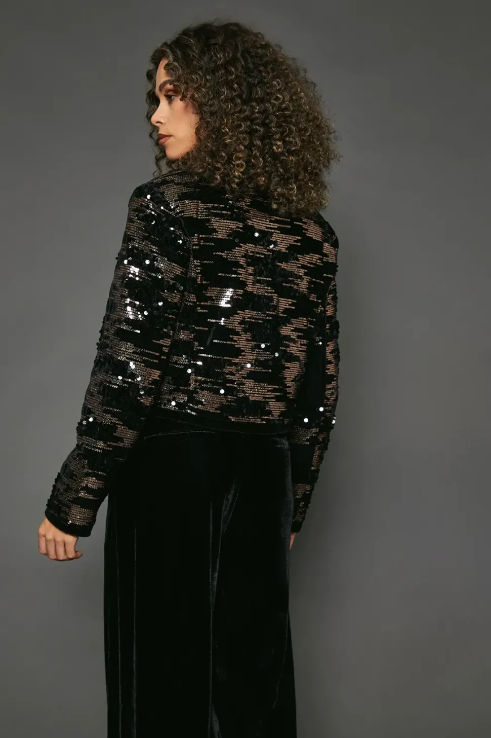Edge To Edge Short Jacket