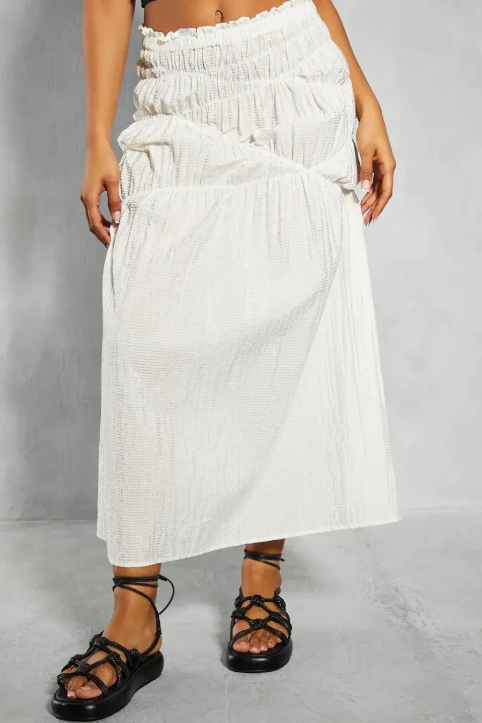 Elastic Detail Textured Maxi Skirt
