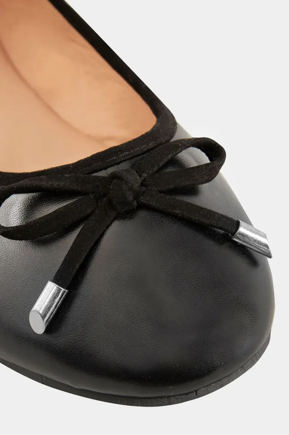 Extra Wide Fit Ballerina Pumps With Bow Detail