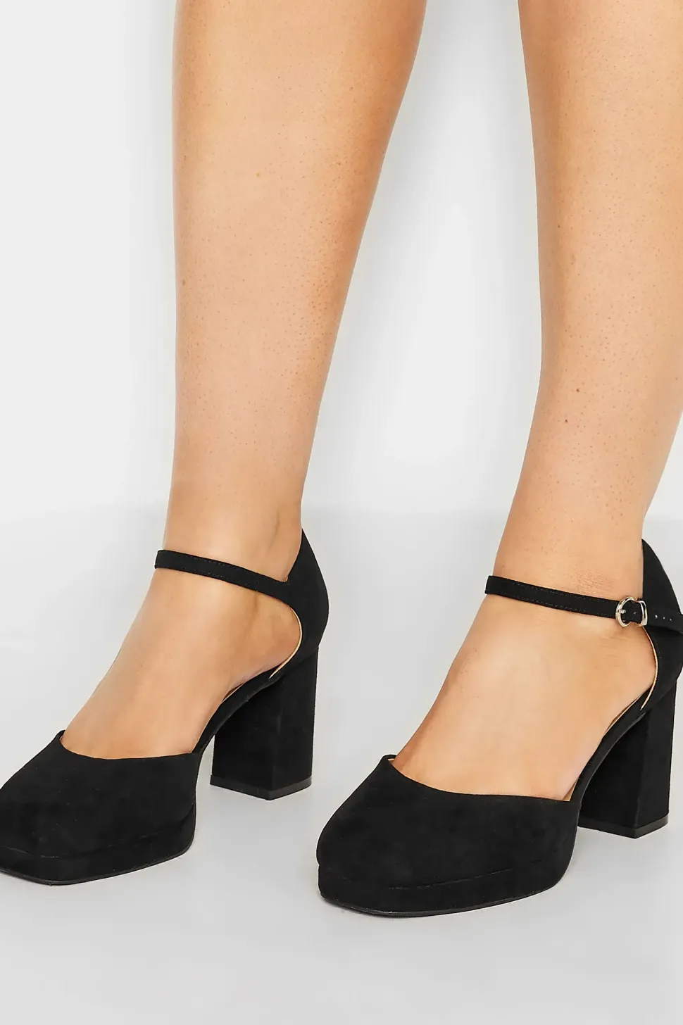 Extra Wide Fit Court Shoes