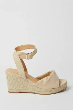 Extra Wide Fit River Twist Front Wedges