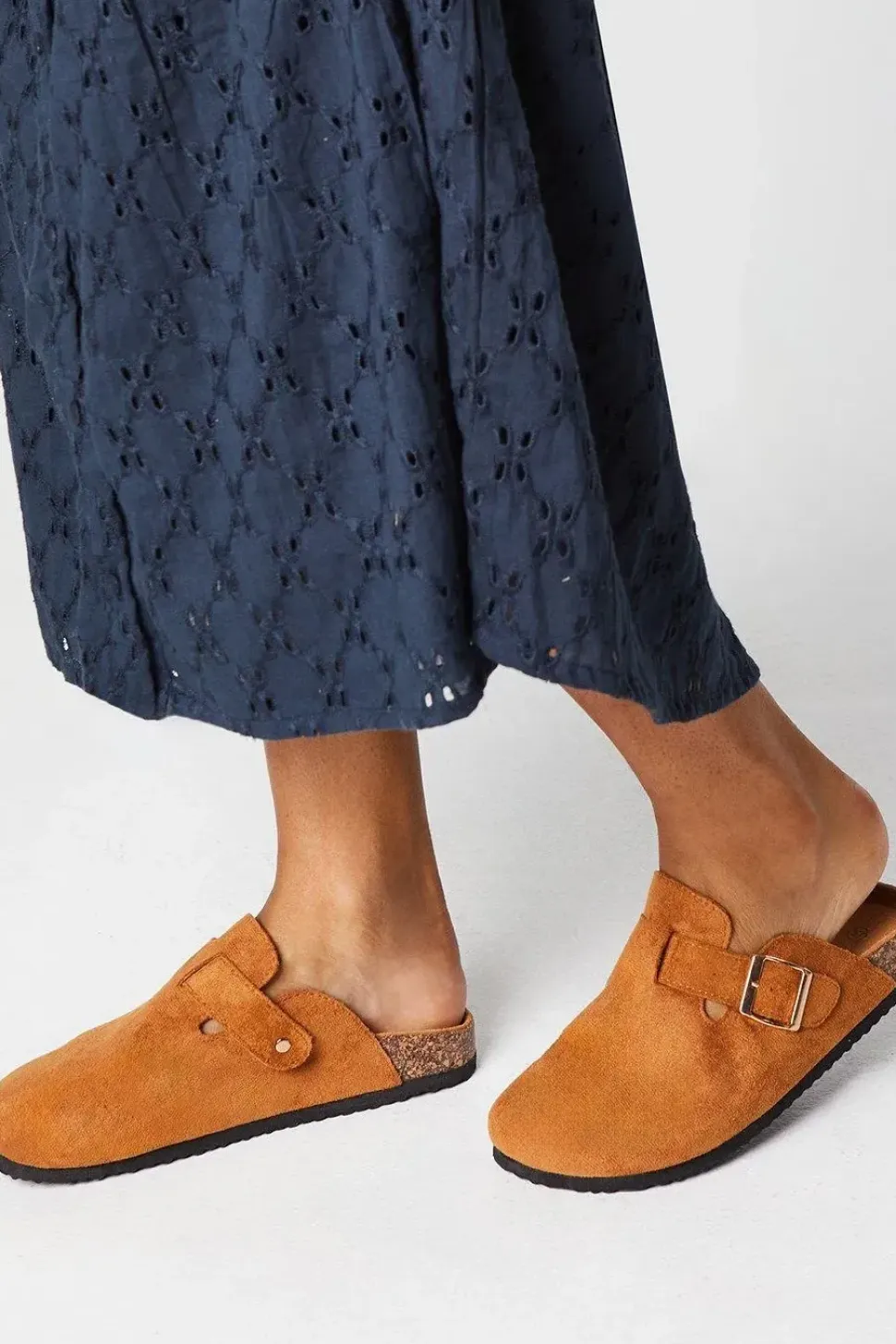 Faith: Habba Closed Toe Footbed Mules