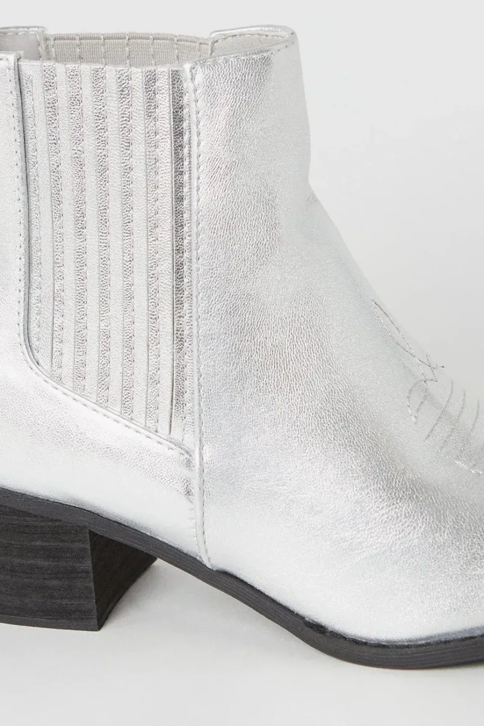 Faith: Milli Metallic Covered Gusset Western Cowboy Ankle Boots