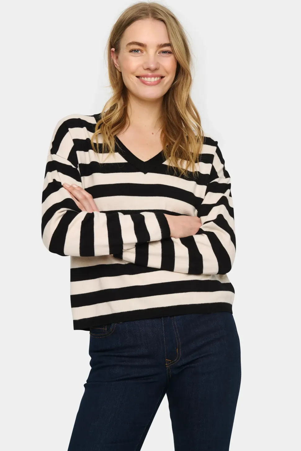 Fikam V-neck Long Sleeve Pullover-Striped