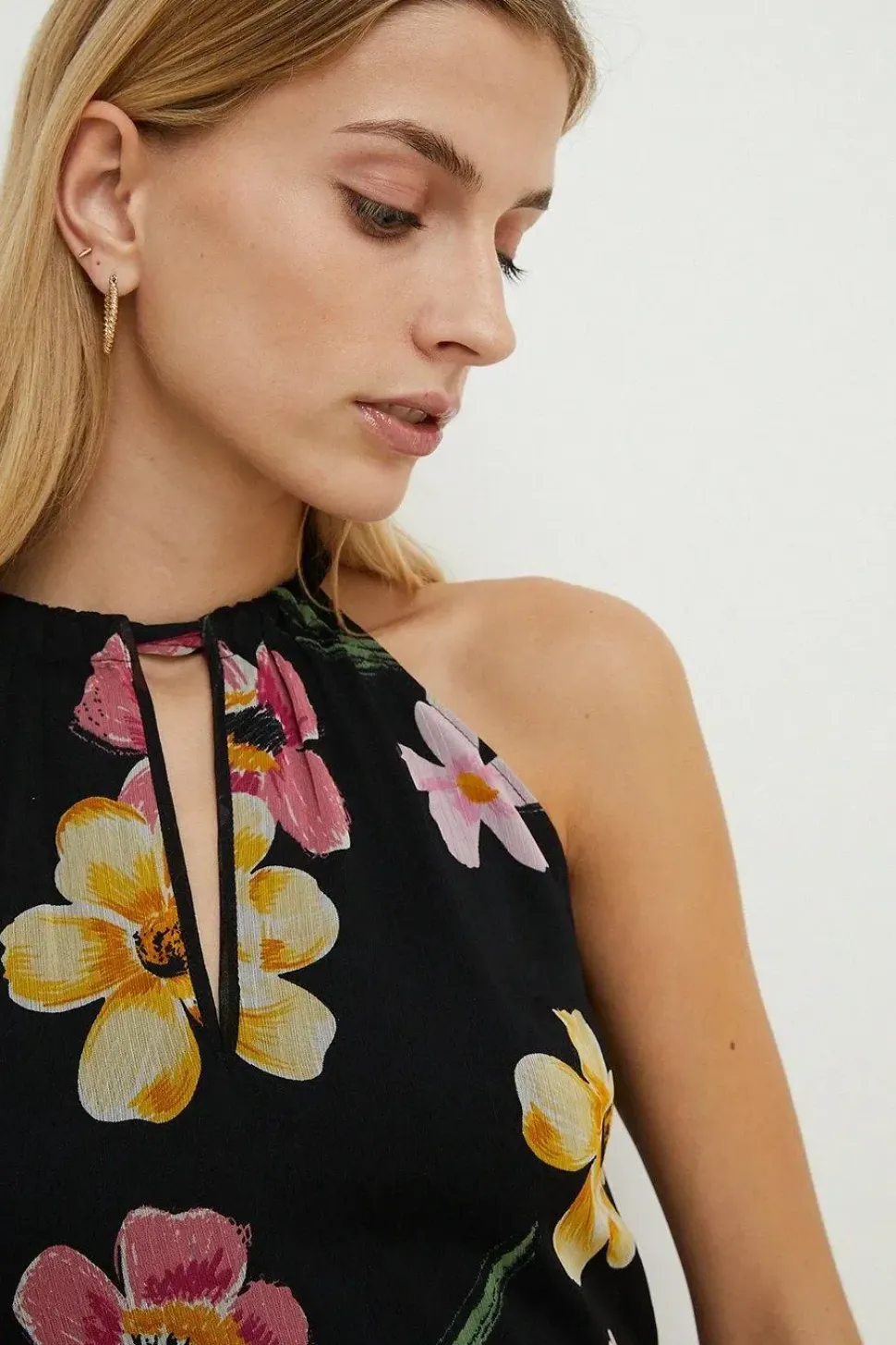Floral Chiffon Halter Neck Pleated Maxi Dress